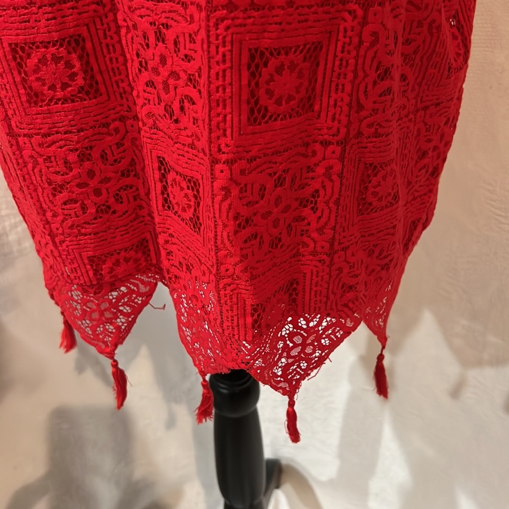 4/$30.     Rafaella Red Fully Lined Tassel‎ Shell, size large - Picture 4 of 14
